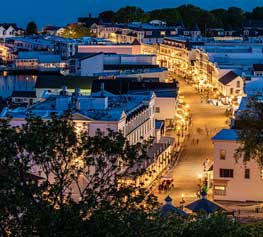 mackinac island at night